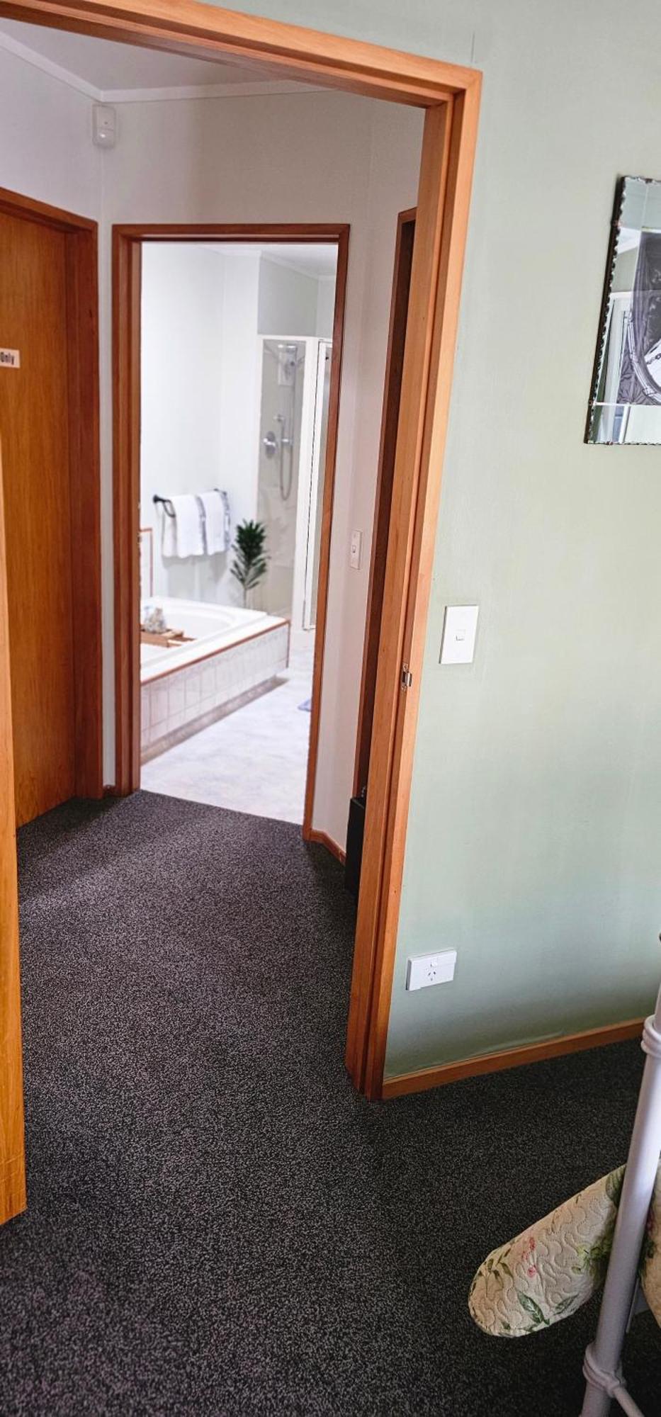 Fred&Donz Bed And Breakfast Taupo Exterior photo